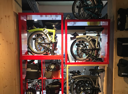 Intérieur magasin de vélos Rennes Aristide Briand